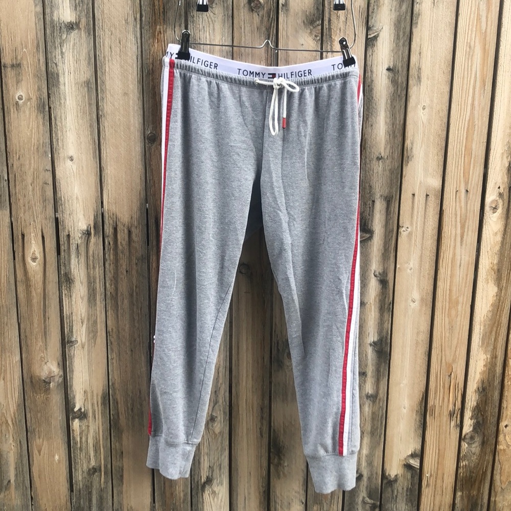 Tommy Hilfiger sweats